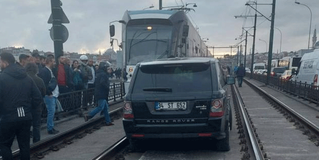 Bu kadarına pes! Ciple tramvay yoluna daldı