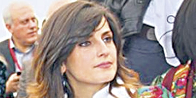 Bu kadın devletten hâlâ maaş alıyor
