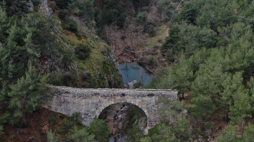 Bu kemeri gören hayran kalıyor 