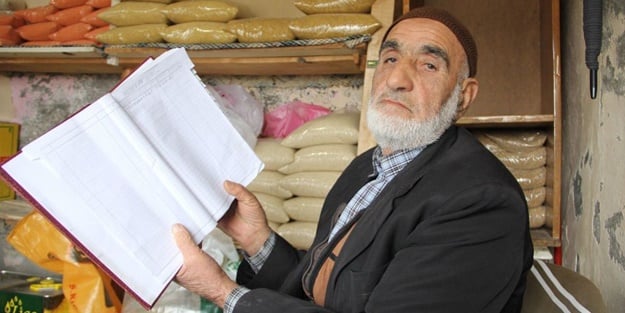 Bu kez Diyarbakır'da ortaya çıktı! Mahallelinin 12 bin 500 liralık borcunu ödedi