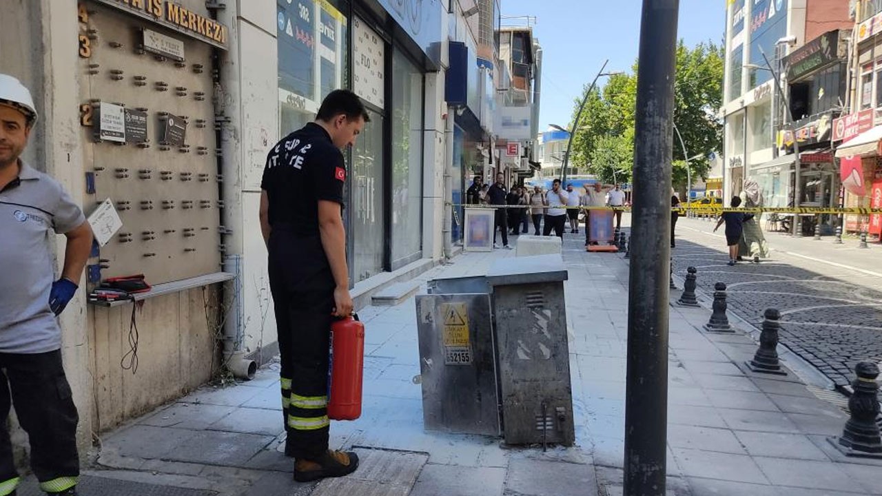 Bu kez elektrik panosu yandı