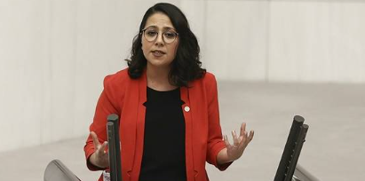 Bu kez kendi cenahına havladı! 'İmam mı keseyim' diyen Kadıgil’den 'aldatıldım' tiyatrosu