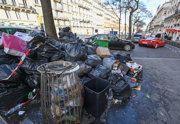 Bu kez maske takma sebepleri başka! Paris’te bu tablo normalleşti