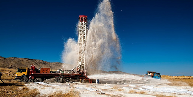 Bu kez petrol ve doğalgaz değil! Bir il nefesini tuttu, yerin altından fışkırması an meselesi