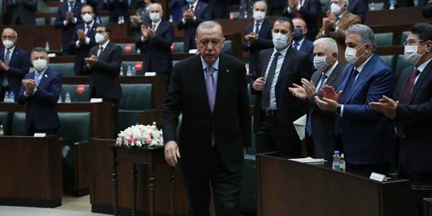 'Bu konuda nas ortada' Erdoğan’dan eski yol arkadaşlarına faiz göndermesi