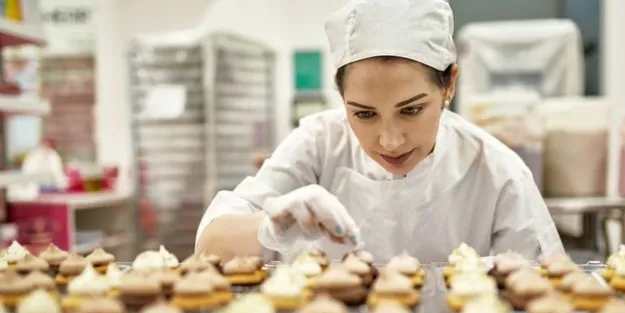 Bu kurabiyelerin içinde 4 bin dolar değerinde elmas var! Pastane sahibi: Lütfen geri getirin!