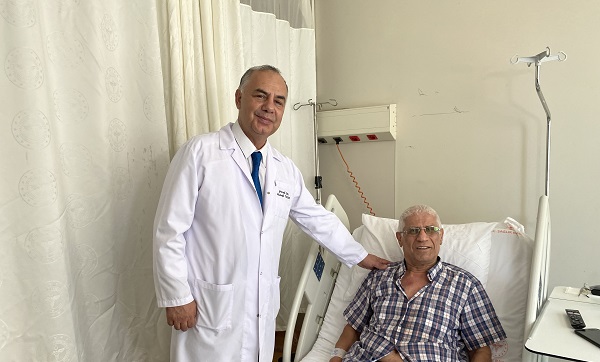 Bu maddeyi pek çoğumuz temizlik yaparken kullanıyoruz! Aman dikkat bomba gibi patladı yaşlı adam dehşeti yaşadı