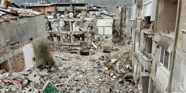 Bu mahallede depremde, her 5 kişiden, 1'i vefat etti! Devletimiz çok güçlü...