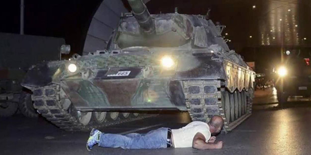 Bu millet darbelere izin vermez