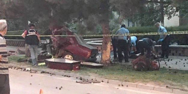 Bu nasıl araba! 2 genç öldü...