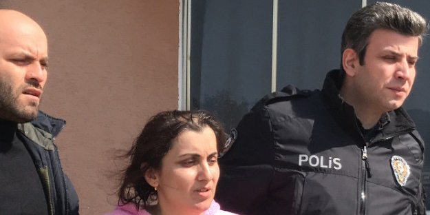 Bu nasıl bir anne... 10 yaşındaki oğluna saldırdı!