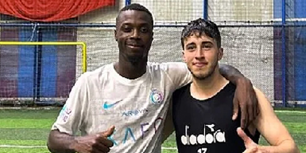 Bu nasıl bir futbolcu böyle! İpini çekin bu adamın! Milyon eurolar alıyor sonra da...