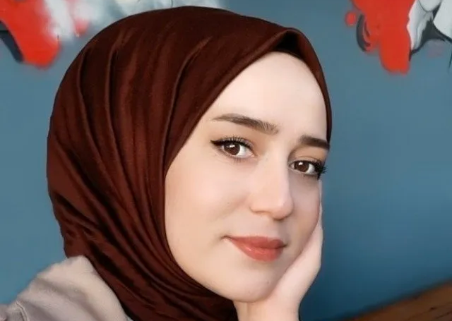 Bu nasıl iş yahu! Başörtülü kadına büyük şok! Yazıklar olsun