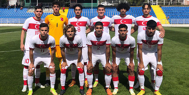 Bu nasıl milli takım? Lüksemburg'u bile yenemediler... Tolunay Kafkas'a tepki büyük