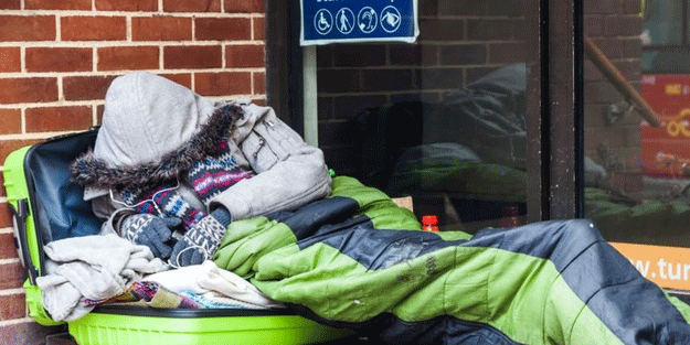 Bu ne biçim yardım kuruluşu! Greve gittiler