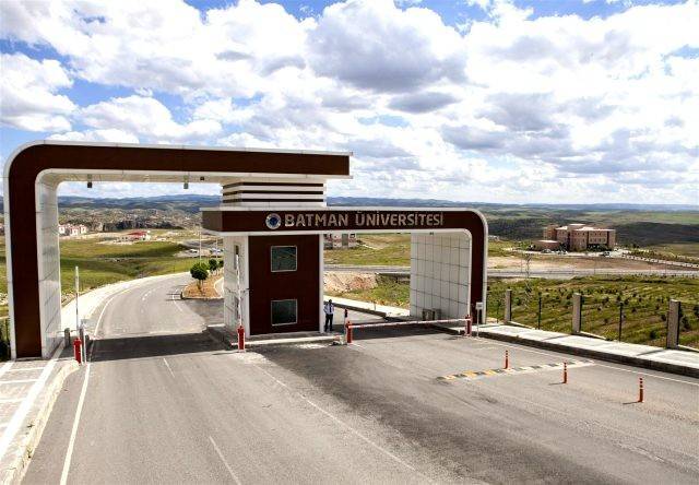 BÜ öğretim üyesi alacak