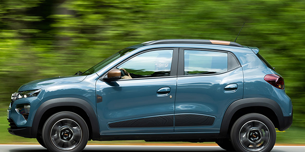 Bu otomobil 300 kilometre yolu 33 liraya gidiyor! Böyle az yakan araç yok