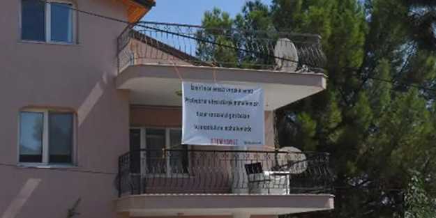 Bu pankart çok tepki çekti! Herkes şaşkına döndü