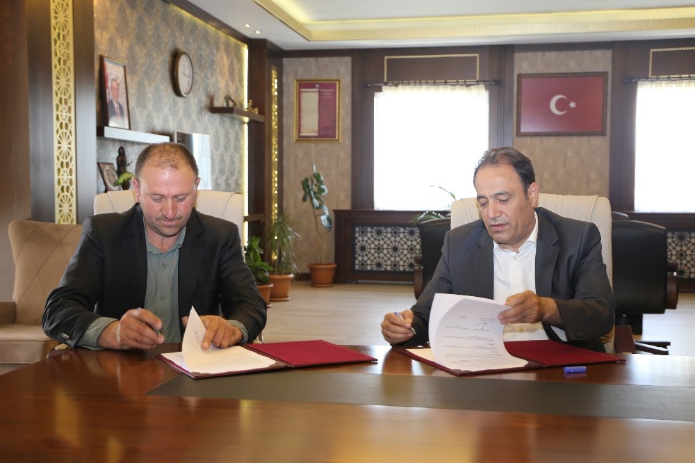 BÜ Rektörü Çapak, “ Biz her zaman vatandaşlarımızın destekçisi olacağız” 