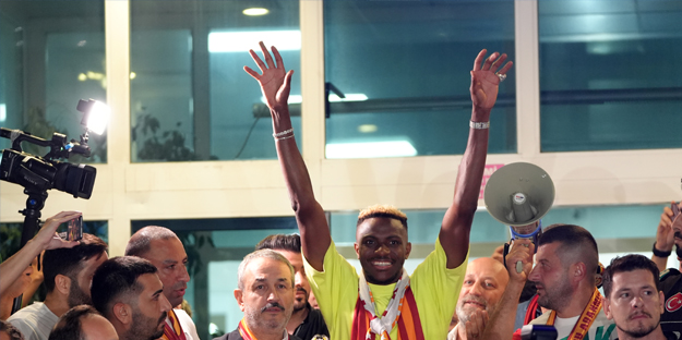 Bu resmen Türkiye'ye savaş ilanı değil mi? Sanki Galatasaray Ocak ayına kadar kullanılacak mı? Otoriterler merakla bu sorunun cevabını arıyor…