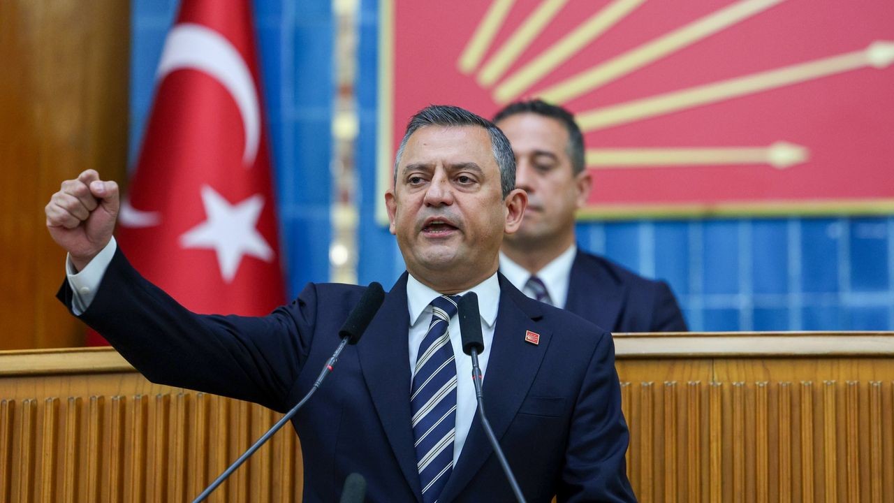 Bu rezilliğe de imza atarlar mı? "Yok artık" diyeceksiniz! Özgür Özel'in bunu allaya pullaya kamuoyu önünde anlatması yakındır