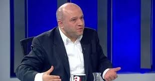 Bu sağcılara şans kapısını kim açtı? Küresel Siyonist çeteyle kurdukları son derece pozitif ilişkiler etken oldu mu acaba?