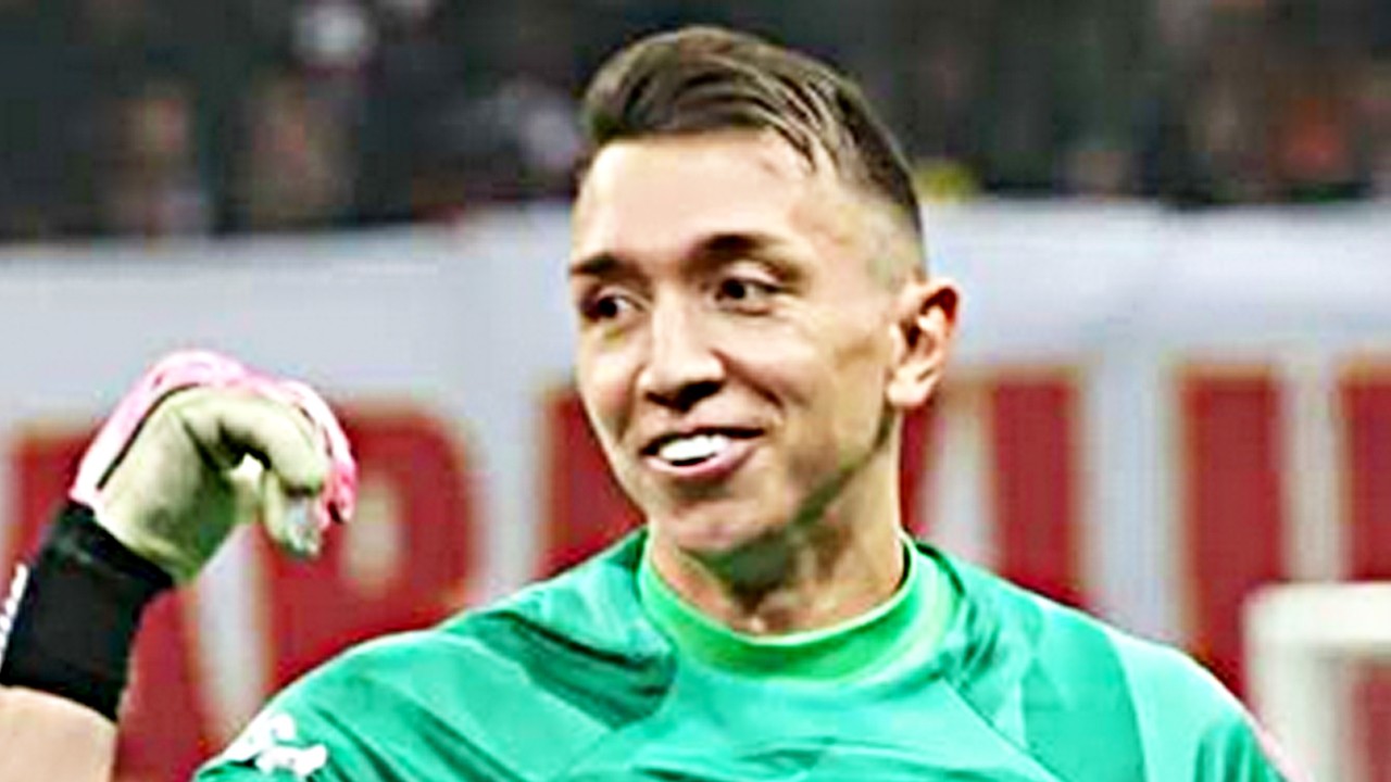 Bu sefer dikkat! Muslera’dan garip bir çıkış! Kafalar allak bullak oldu…