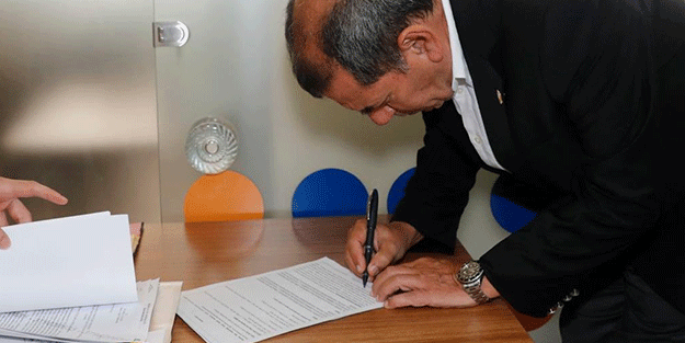 Bu sefer transfer değil! Dursun Özbek imzayı attı