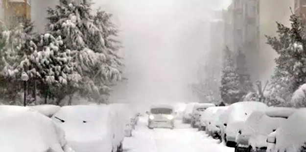 Bu sefer yola çıktı: Sonunda kar yağışı için net tarih verildi! İstanbullular atkı, bere ve eldivenleri hazırlayın, fena geliyor