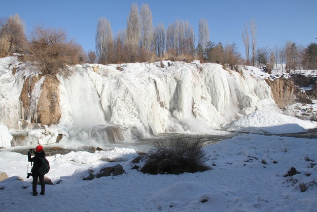 Bu şelale ilgi odağı oldu
