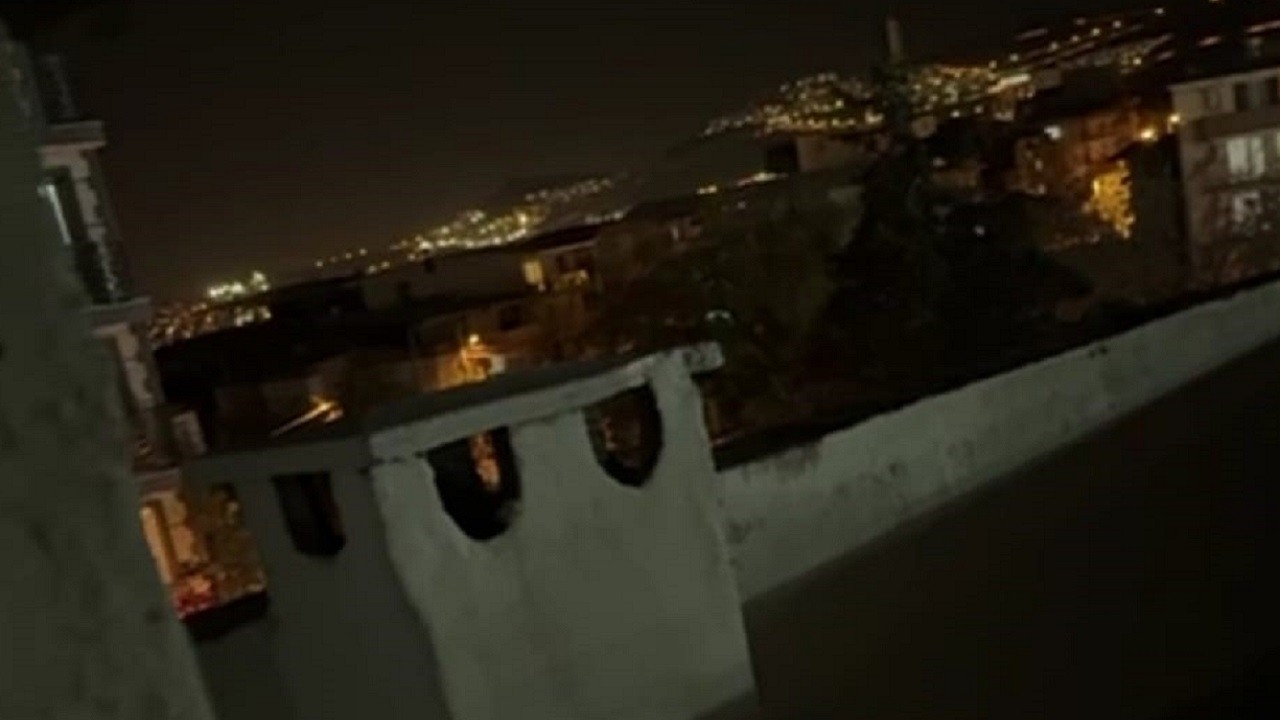 Bu taktik herkesi şaşırttı! Polisler zehir evini böyle buldu