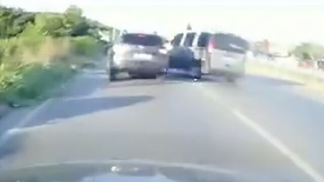 Bu terör durdurulmalı! Trafikte makas atanlar için müthiş öneri