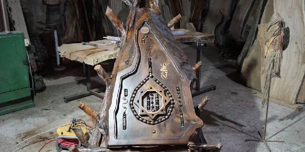 Bu tespihin Türkiye’de eşi benzeri yok, 9 usta 7 ay çalışarak yaptı