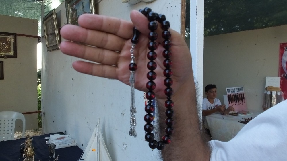 Bu tespihler kullanıldıkça kıymetleniyor 