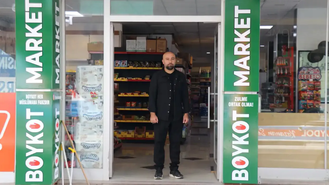 Bu tip marketler yayılmalı: İşlettiği marketi 'Boykot Market'e çevirdi!