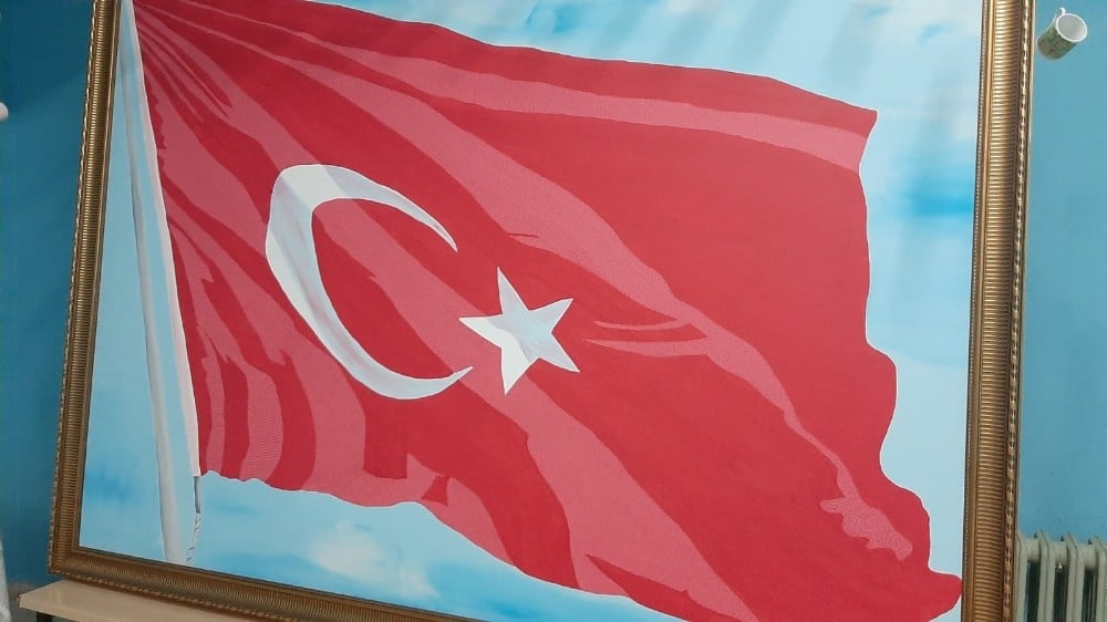 Bu Türk bayrağında 36 bin 647 şehidin ismi var 