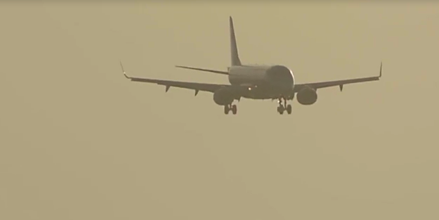 Bu uçağa binmek istemezsiniz! (VİDEO)