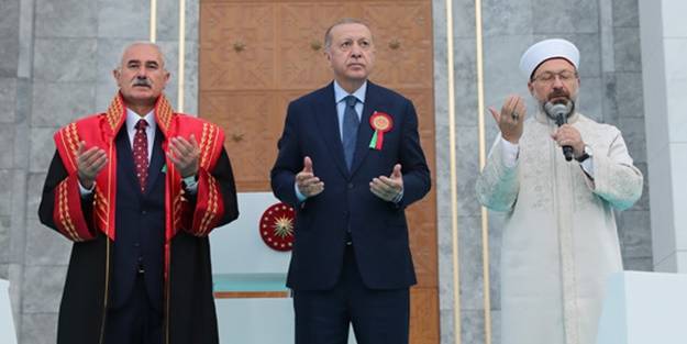 'Bu ülkede kimsenin din ve dua ile sorunu yok'