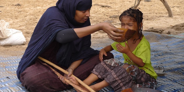Bu ülkede yaşayan zayıf kadınlar evde kalıyor!