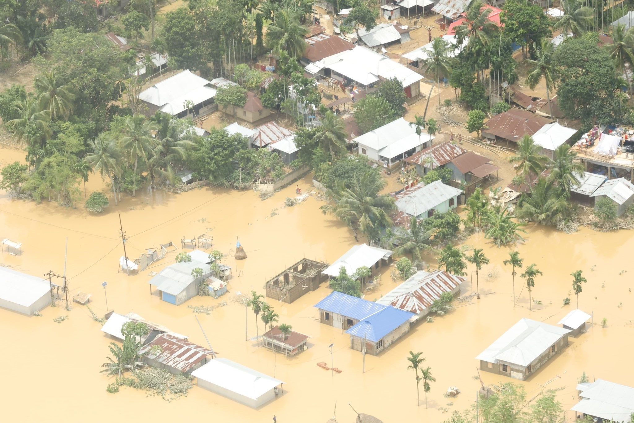 Bu ülkelerde doğal afet bitmiyor! Sel felaketi 36 can aldı