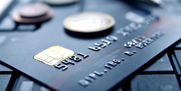 Bu uygulamaları telefonunuzdan hemen silin! Kredi kartından izinsiz para çekiyorlar