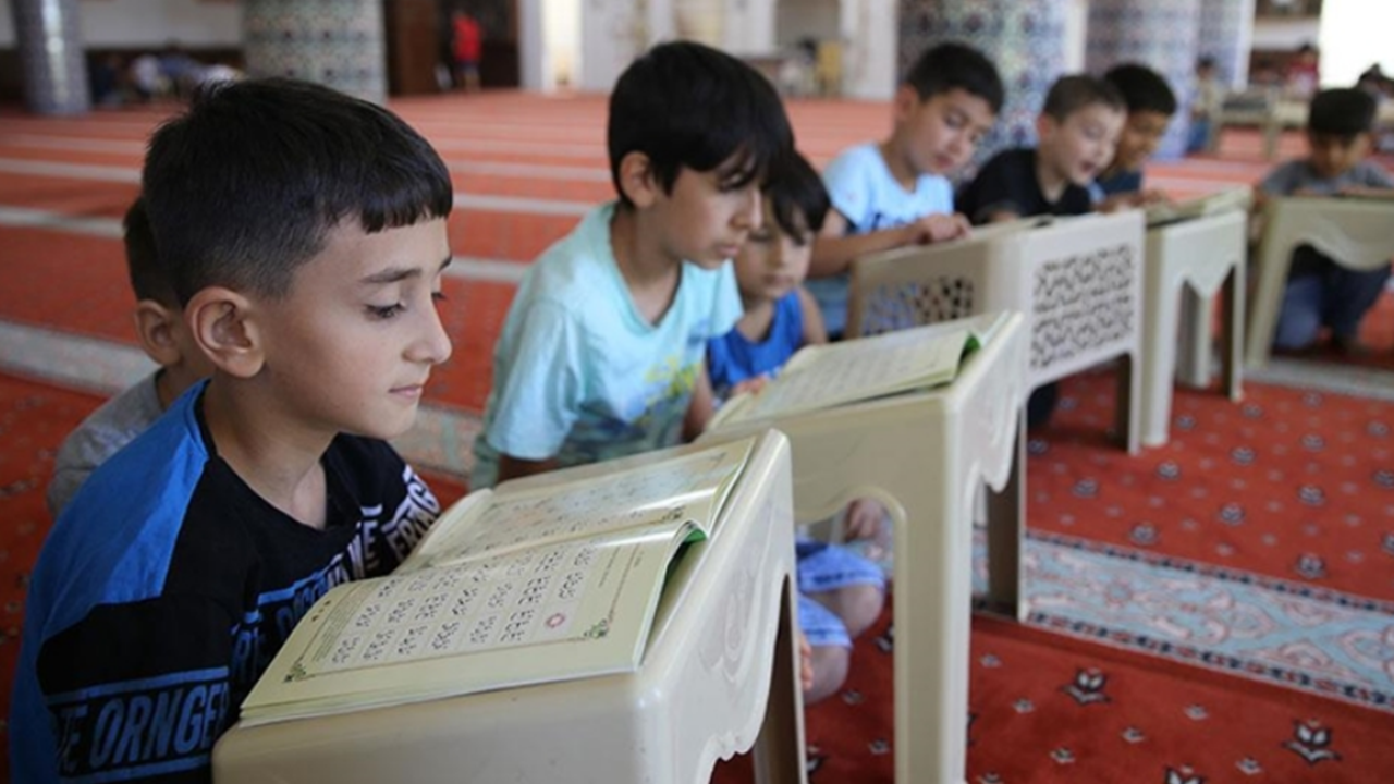 Bu yıl 3 milyon öğrenci eğitim gördü... Yaz kurslarına rekor katılım