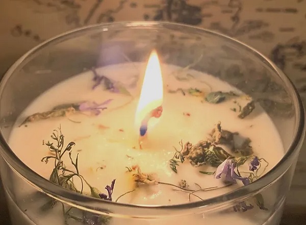 Bu yöntemi kesinlikle deneyin! Ev yapımı mum hazırlamanın püf noktaları