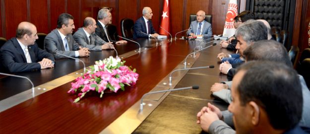 ‘Bu anayasa sorunları katlar’