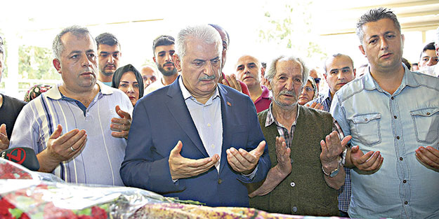 Buca annelerine hüzünlü veda