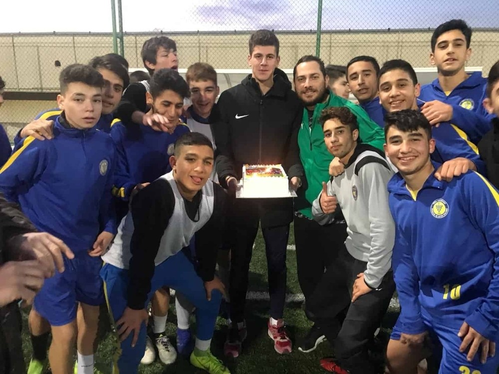 Buca Belediyespor’un genç file bekçisi Fenerbahçe’de 