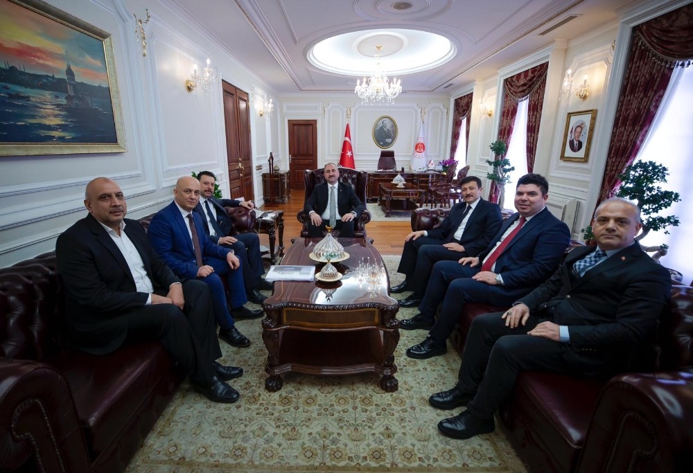 Buca Cezaevi dosyası Adalet Bakanı Gül’ün önünde 