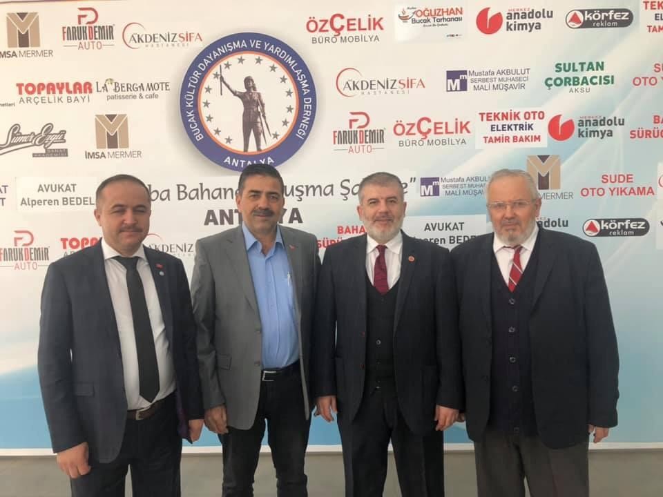 Bucaklılar eski mezunlarla bir araya geldi 