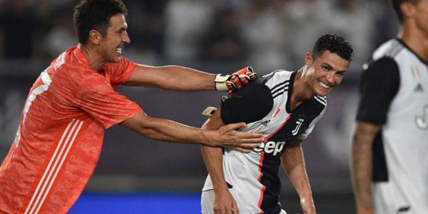 Buffon'dan ilginç Ronaldo açıklaması
