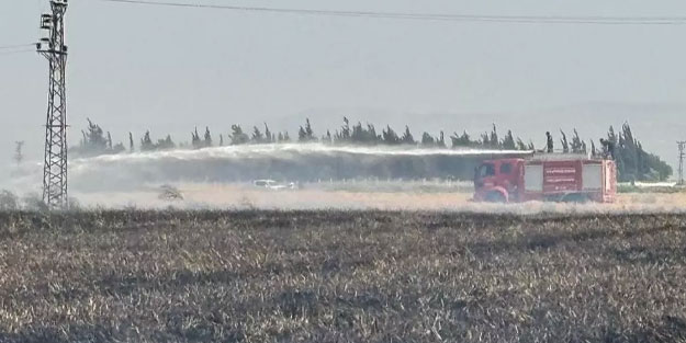 Buğday tarlası yangında zarar gördü